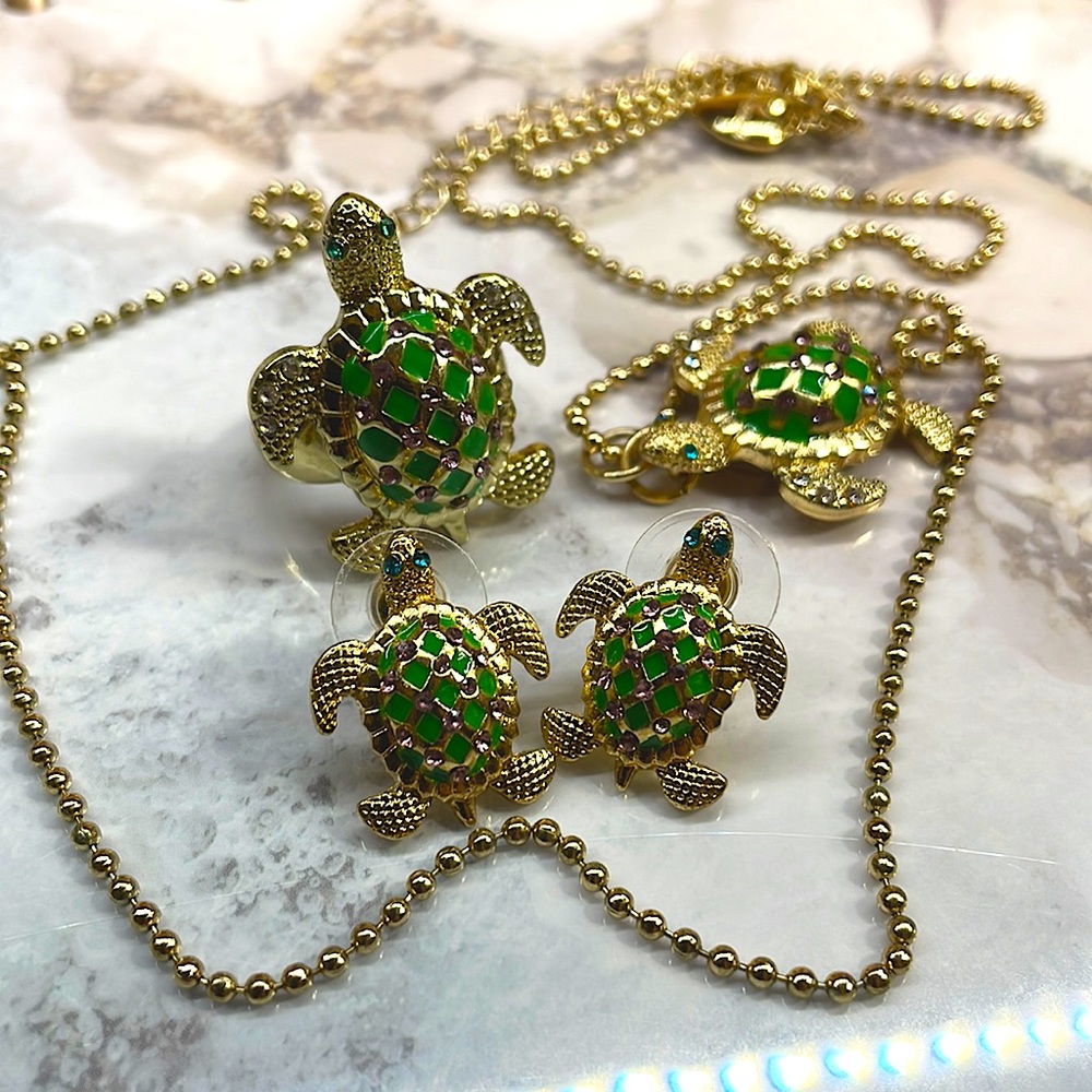 Betsy Johnson turtle set (ring, necklace and earrings for pierced ears)